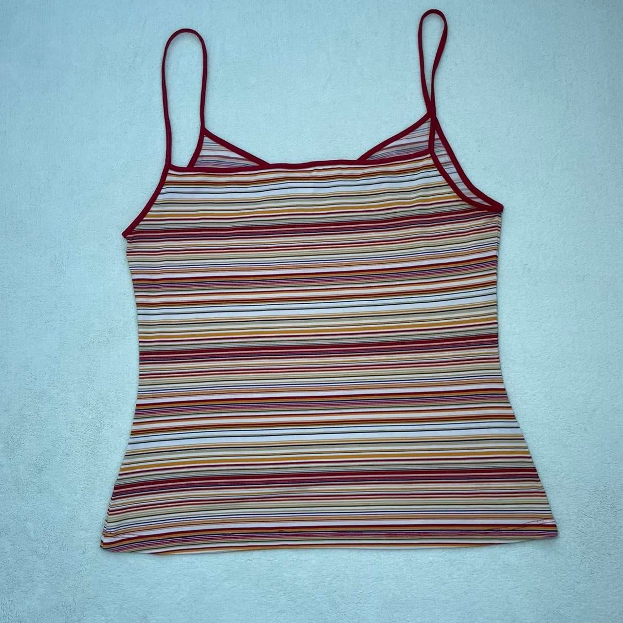 00s top with stripes details